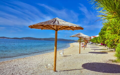 Zadar Bibinje 208: Ciel, Plage, Vacances, Mer, Océan, Parapluie, Bleu Azur, Rive, Été, Caraïbes