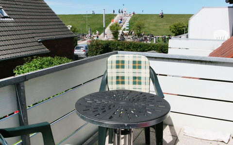 Fischerstube: Propriété, Bâtiment, Mobilier De Jardin, Ciel, Architecture, Design Urbain, Table, Tableau De Plein Air, Fenêtre, Toit