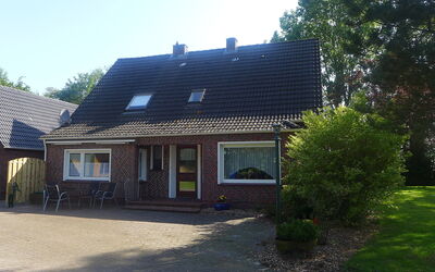 Hage 180: Bâtiment, Ciel, Plante, Propriété, Fenêtre, Maison, Lot Terre, Arbre, Chalet, Bois