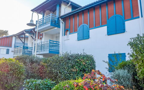 Capbreton 450: Bleu, Arbuste, Biens, Balcon, Ombre, Aménagement Paysager, Villa, Cour, Manoir, Hacienda