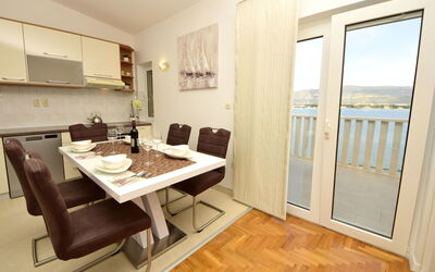Logement:&nbsp;Mornar 100.2