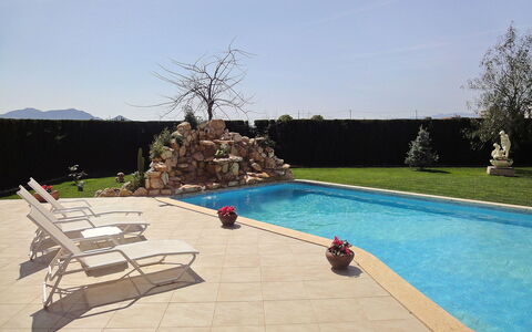 L'Aldea: Piscine, Propriété, Loisir, Mur, Arrière-Cour, Vacances, Maison, Été, Immobilier, Arbre