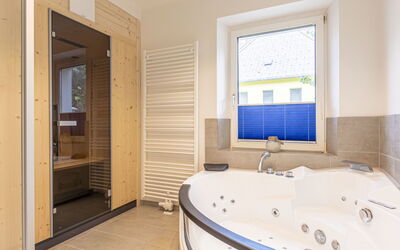 Logement:&nbsp;Für 4 P. mit Ir-Sauna & Sprudelwanne 100.42