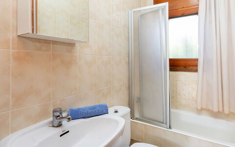 Masboquera: Luminaire Plomberie, Propriété, Robinet, Lavabo, Salle De Bains, Bleu Azur, Évier, Bois, Éclairage