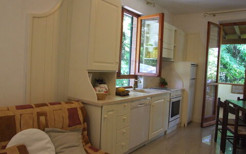 Villa La Quercia: Pièce, Meubles, Propriété, Bâtiment, Design Intérieur, Sol, Maison, Dur, Cabinetry, Salon