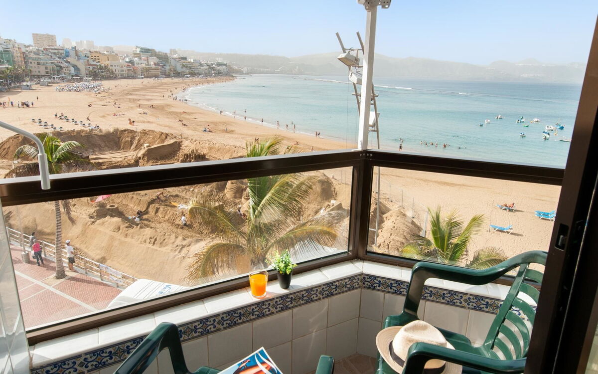 Neptuno City Beach Front Apartment