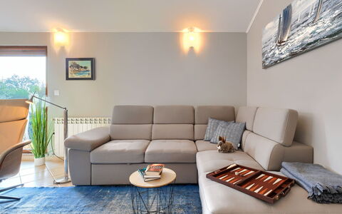 Marina: Bois, Éclairage, Design Intérieur, Sol, Sol, Salon, Immobilier, Dur, Table, Faisceau