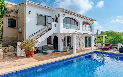 Karima: Piscine, Domicile, Biens, Recours, Balcon, Manoir, Villa, Hacienda, Hôtel, Eco Hôtel